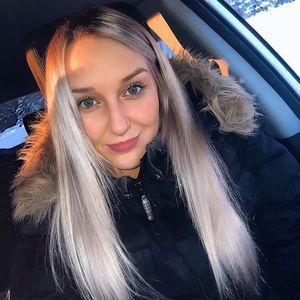 Meet your Posher, Lauren